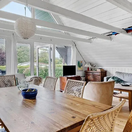 Gorgeous In With Wifi *